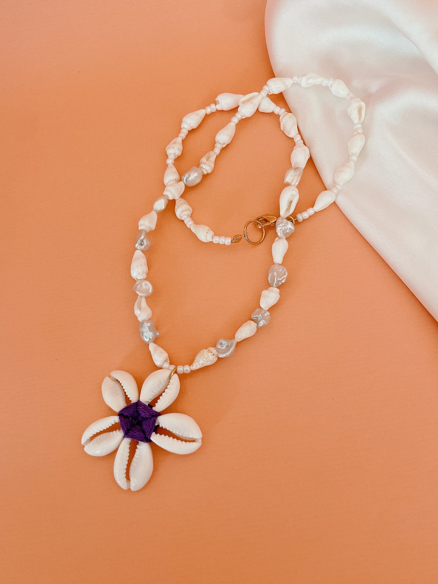 TALA - seashell & pearl necklace with flower charm