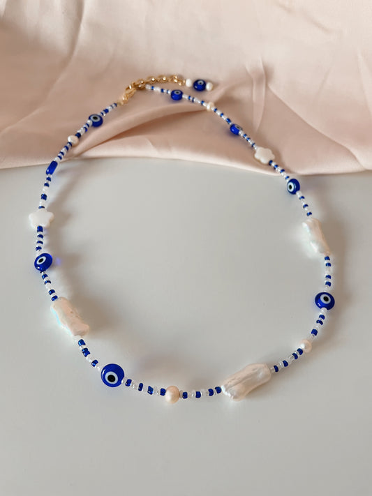 PRIYA blue - evil eye necklace with pearls